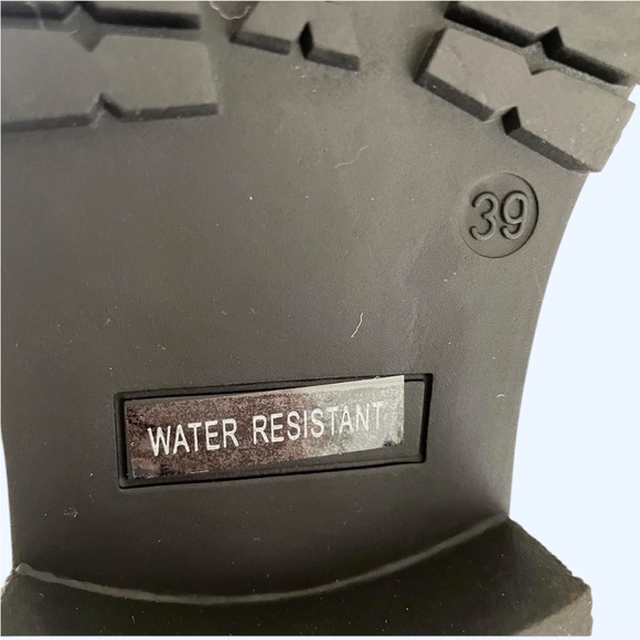 Ivory Leather Chelsea Booties - Picture 3 of 5